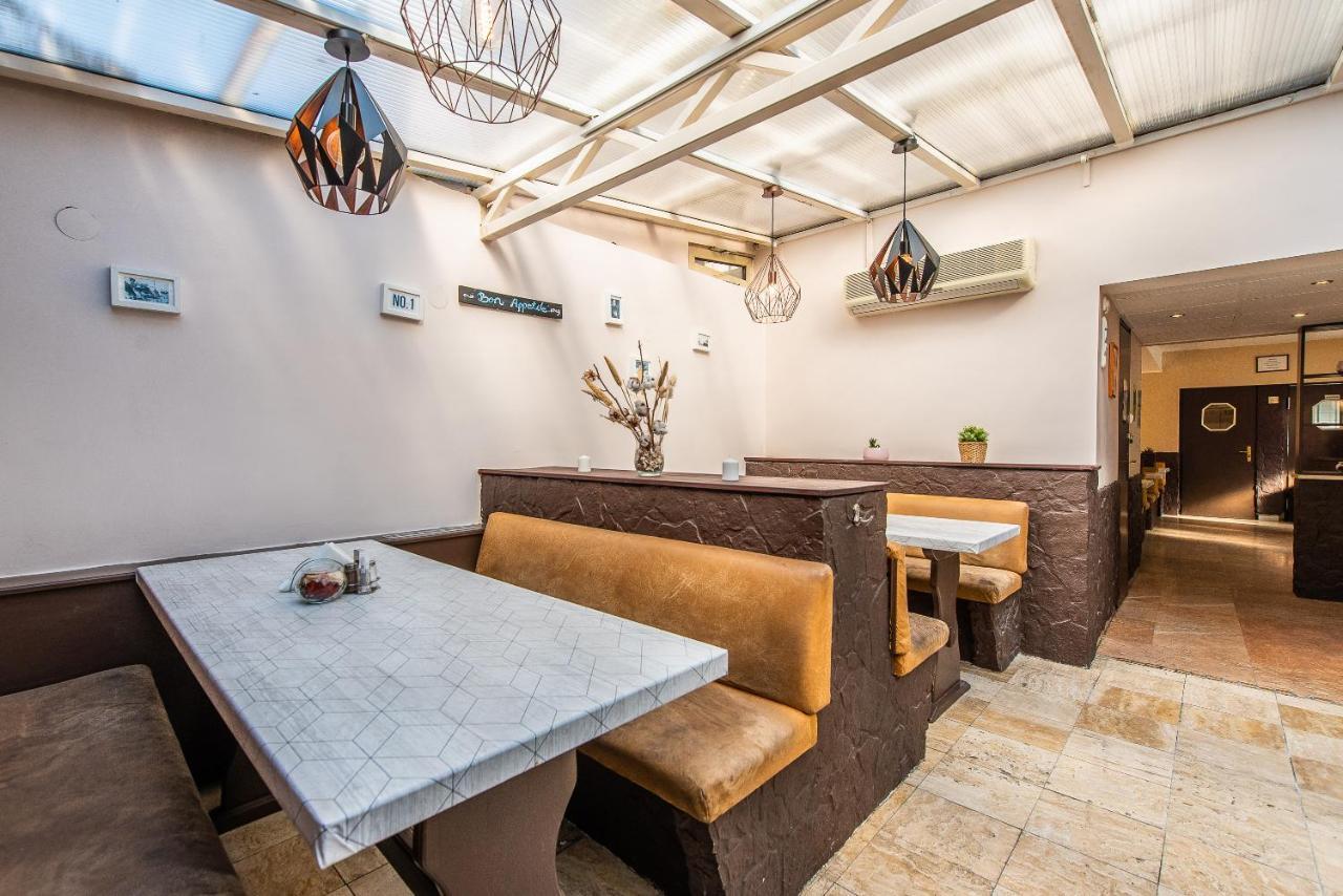 Korona Panzio Budapest Extérieur photo